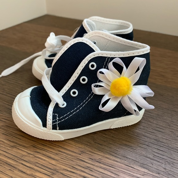 Other - New with tags unbranded infant shoe. Made in USA